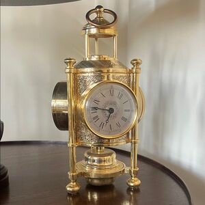 Gold Decorative Lantern Table Clock - Classic Home Wall Decor